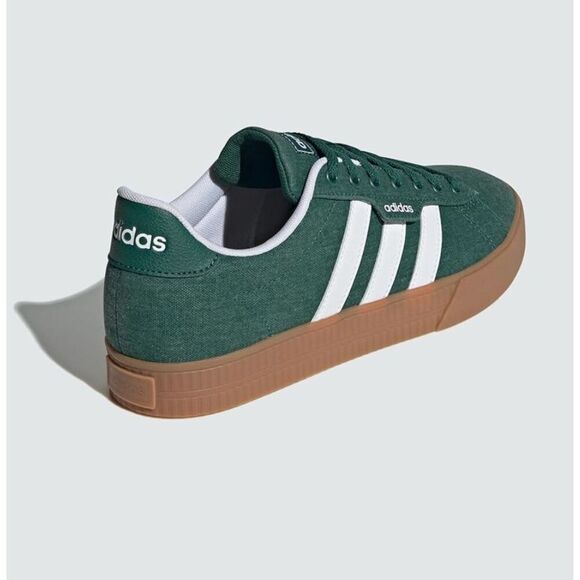 Adidas Men Daily 3.0 New in Box 12 - Picture 3 of 11